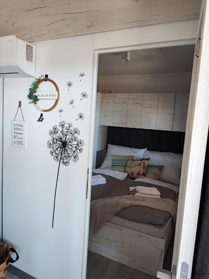 Semesterbostad Hollers Homes Haus Mary